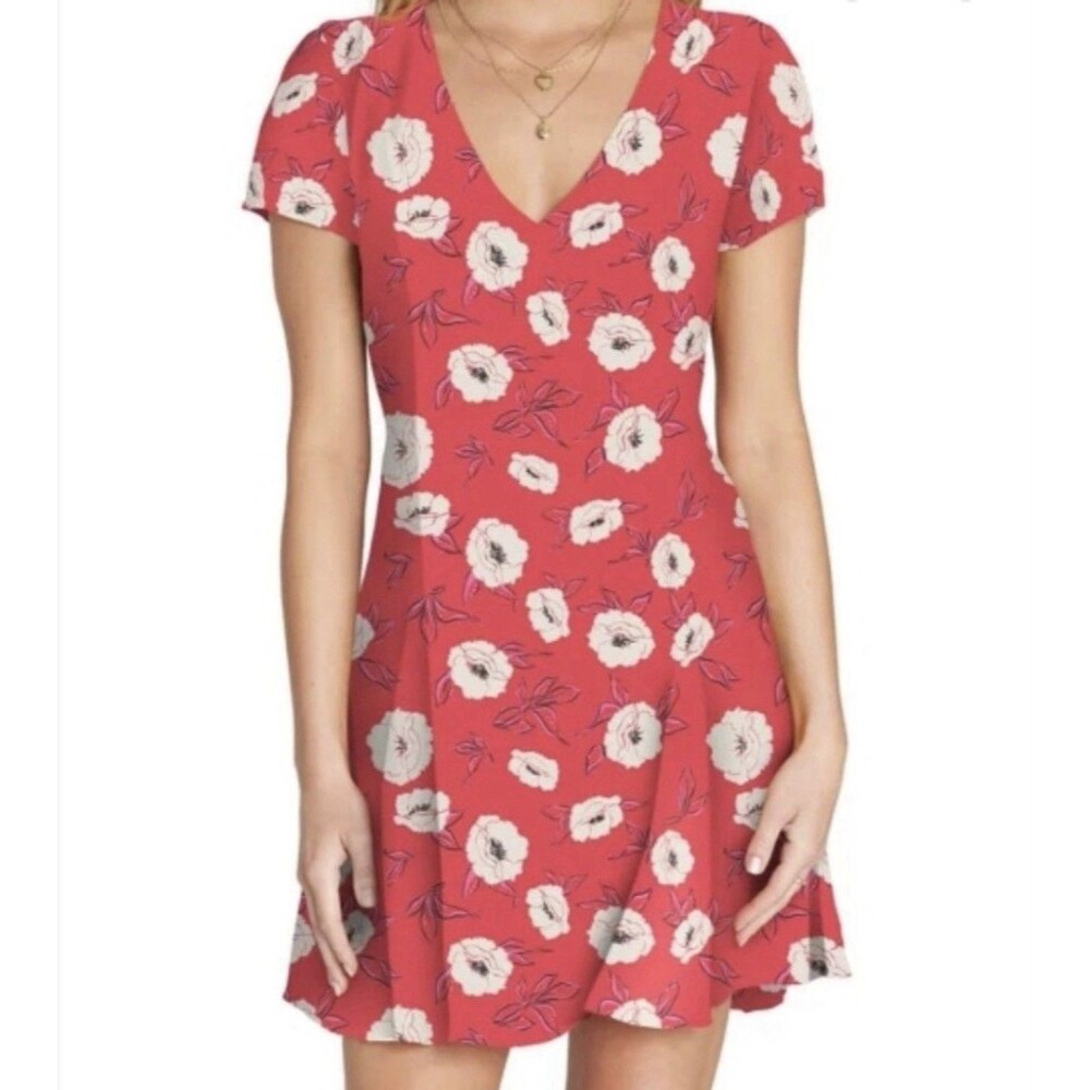 Billabong Floral Red & White Short Sleeve V Neck Flowy Dress Size Small